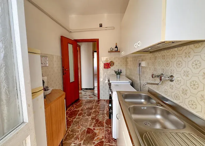 A Due Passi Dal Mare Seppia Appartement